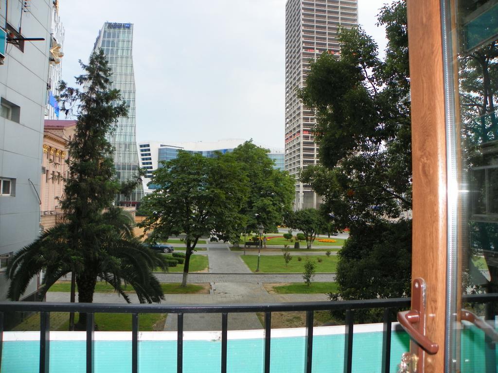 Apartment Rusudan 巴统 客房 照片
