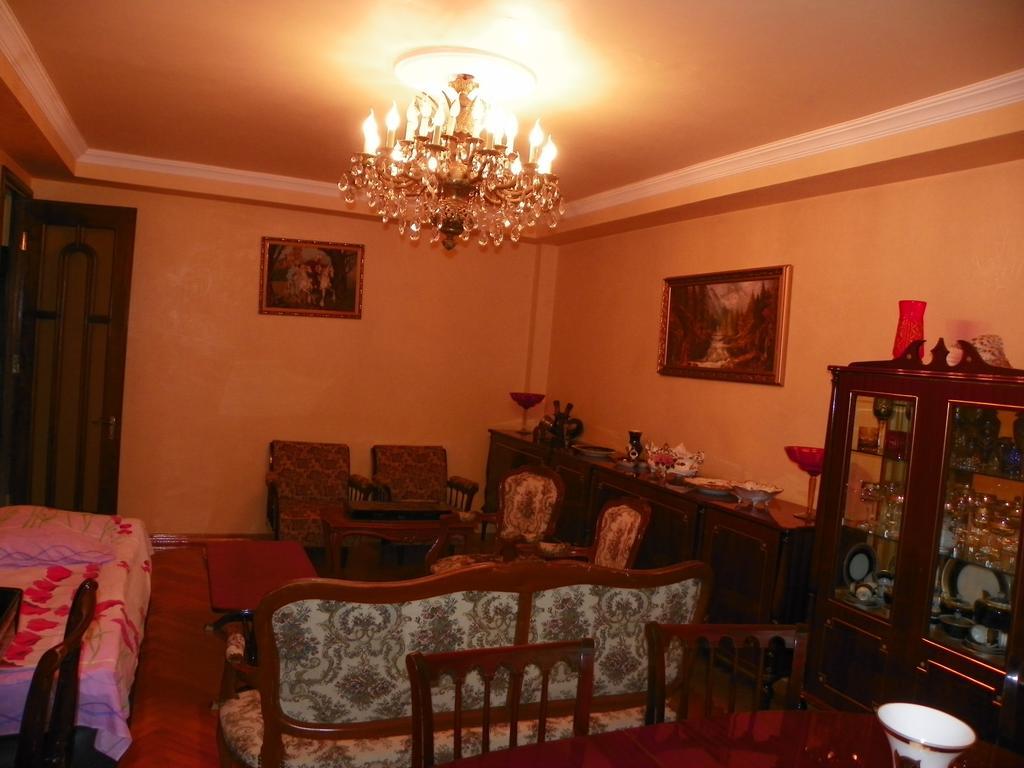 Apartment Rusudan 巴统 客房 照片